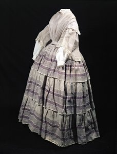 Crinoline mekko, 1850-60 (painettu musliini)